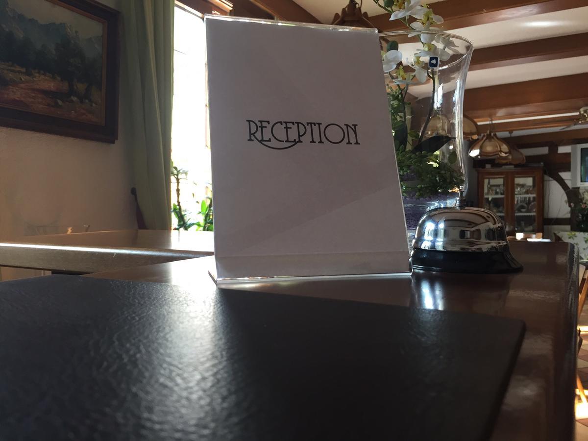 Hotel Ristorante Rostica Bad Urach Exteriör bild