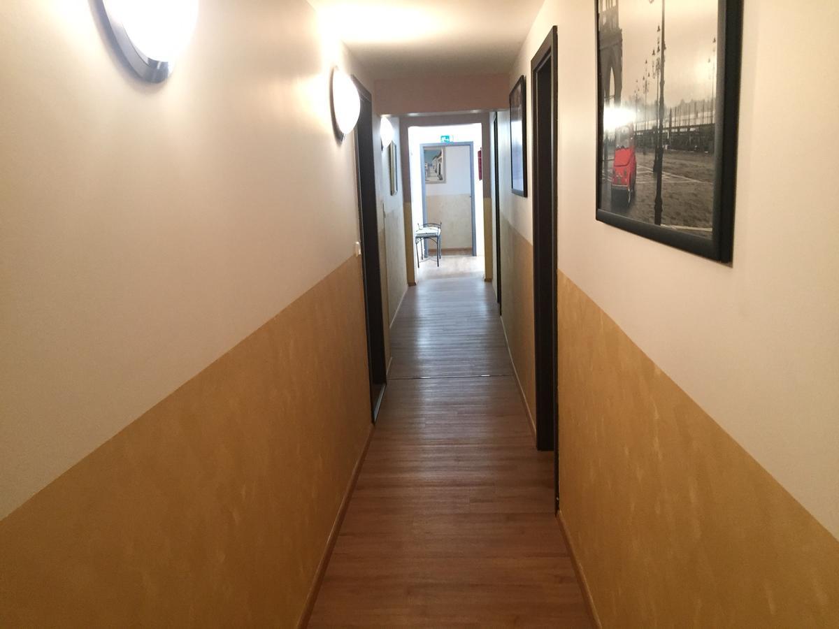 Hotel Ristorante Rostica Bad Urach Exteriör bild
