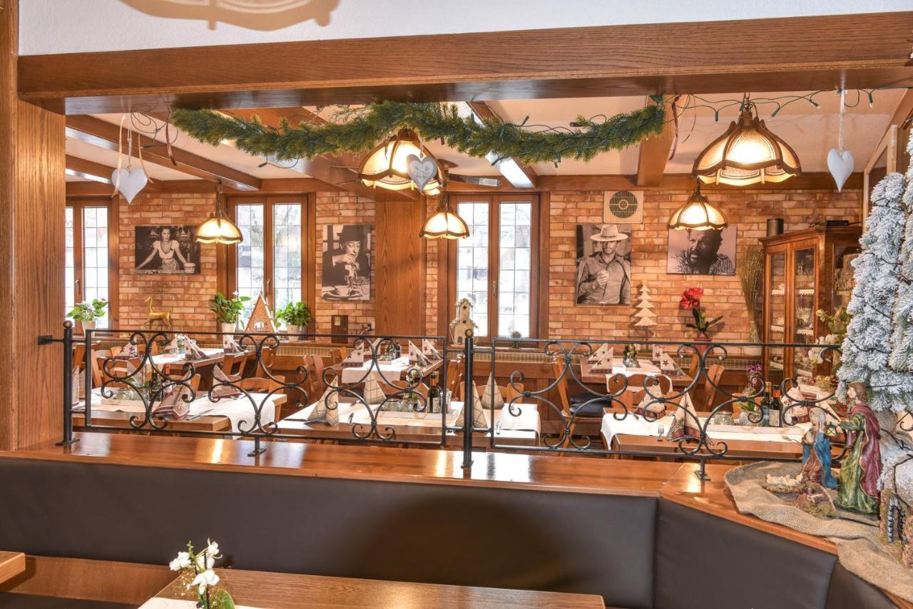 Hotel Ristorante Rostica Bad Urach Exteriör bild
